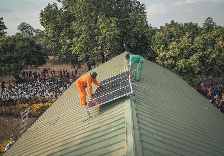 کارگزاری صفحه‌های خورشیدی شرکت اسرائیلی گیگاوات گلوبال در رواندا