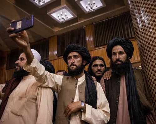 ادامه محدودیت رسانه ‌ها پس از به قدرت رسیدن اسلام ‌گرایان طالبان در افغانستان